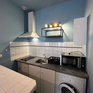 Location Appartement 1 pièce 25m² - Photo 2