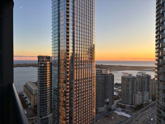 For Lease - 55 Bremner Boulevard Unit# 3511, Toronto, Ontario - Photo 1