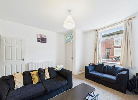 2 bedroom terraced house to rent - Photo 5