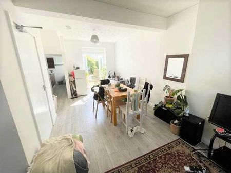5 bedroom house to rent - Photo 3