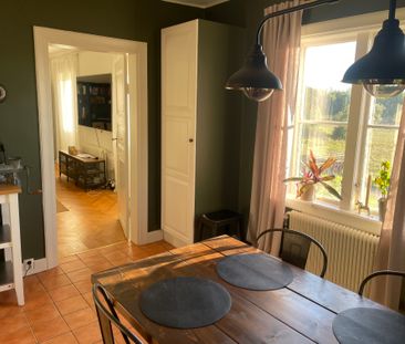 Vikhus, Västerås - Photo 1
