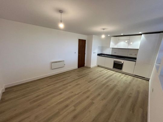 1 bedroom flat to rent - Photo 1