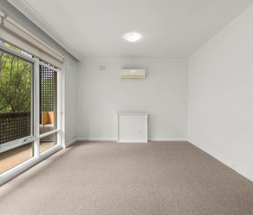 3/7 White Avenue, Kew East VIC 3102 - Apartment For Rent | Domain - Photo 2