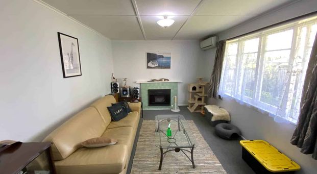 Top Spot Bungalow - Photo 1