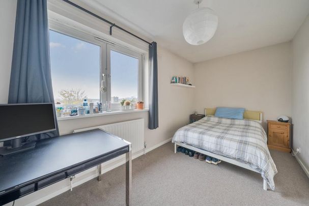 2 bedroom maisonette to rent - Photo 1