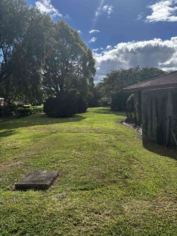 25 Shorelands Drive, Withcott, QLD 4352 - Photo 3