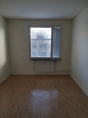 Tunavägen, Tumba - Foto 1