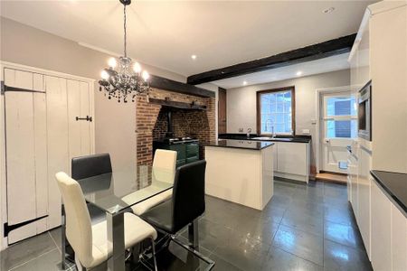 2 bedroom terraced house to rent - Photo 5