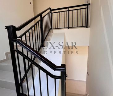 R2EM | 3 Bed + Maid | Ready to Move - Photo 2