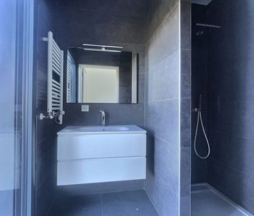 Location Maison 7 pièces 266m² - Photo 4