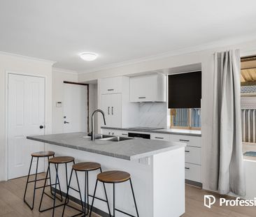 Spacious Family Home on a Generous Corner Block! - Photo 4