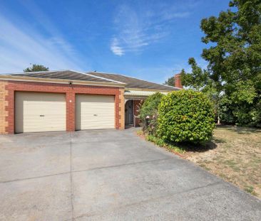 SPACIOUS FOUR BEDROOM HOME IN WENDOUREE - Photo 3