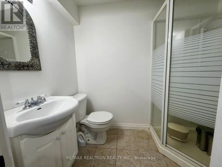 158 STAVE CRESCENT - Photo 5