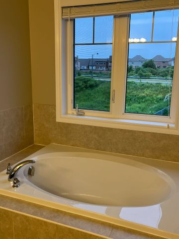 For Lease - 2360 Dobbinton Street, Oshawa, Ontario - Photo 5