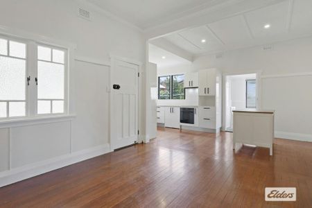 Wollumbin Street ~ Classic Home - Photo 2