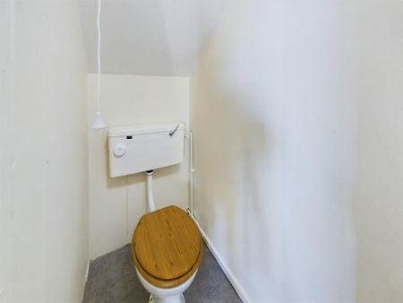 5 bedroom terraced house to rent - Photo 4