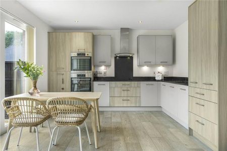 3 bedroom detached house to rent - Photo 5