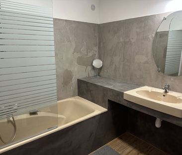 Location Maison 2 pièces 65m² - Photo 5