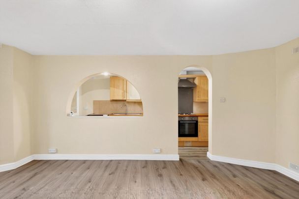 1 bedroom Flat To Let - Photo 1