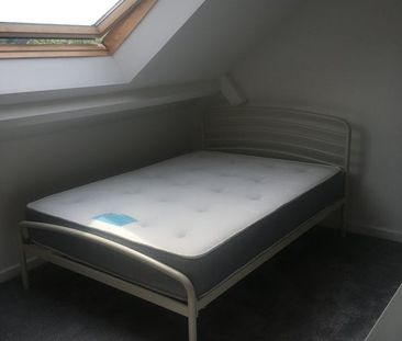 1 Bed Flat, Abbeydale Road, S7 - Photo 2