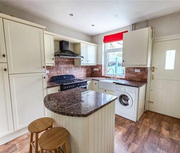 2 bedroom terraced house to rent - Photo 5