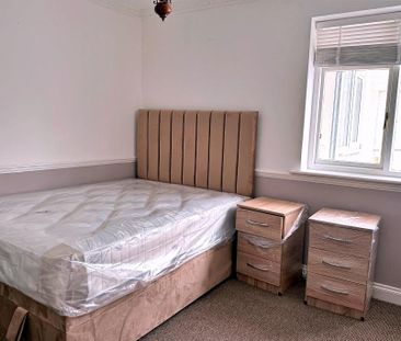 3 bedroom detached bungalow to rent - Photo 5
