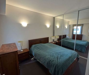 East Perth - Photo 5