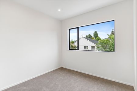 Modern Luxury - Unbeatable Location - Photo 5