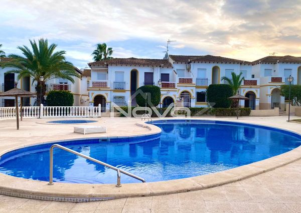 Beautiful apartment with stunning views of the salt la