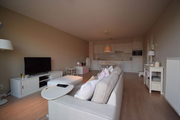 INSTAPKLAAR TWEE- SLAAPKAMER APPARTEMENT MET TERRAS - Photo 1