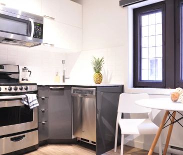 Castle Lofts — 110 - Photo 5