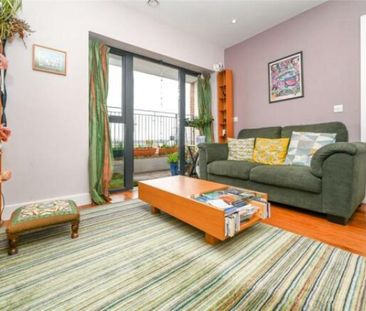 2 Bedroom Flat To Let - Photo 1