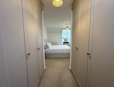 3 Bedroom Semi Detached To Let - Photo 5