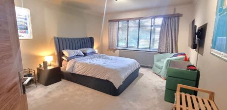 3 bedroom apartment to rent - Photo 4