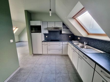 Ruim appartement in de dorpskern van Zingem! - Foto 3