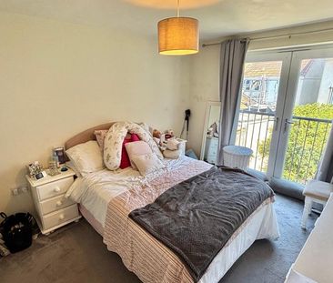 2 bedroom apartment to rent - Photo 4