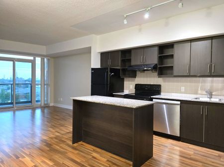 For Lease - 35 Brian Peck Crescent Unit# 1016, Toronto, Ontario - Photo 3