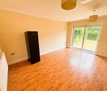 4 bedroom terraced house to rent - Photo 1