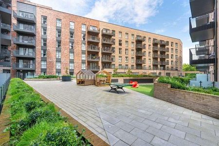 Uncle Colindale, Colindale, NW9 - Photo 3