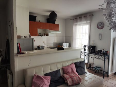 Location Appartement 3 pièces 62m² CARCASSONNE 11000 - Photo 3