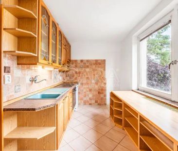 Pronájem světlého bytu 3+1, se sklepem, Masarykova, Roztoky - Photo 2