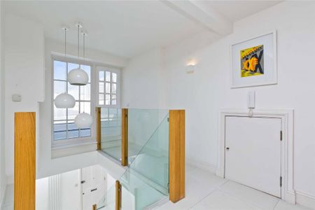 3 bedroom maisonette to rent - Photo 2