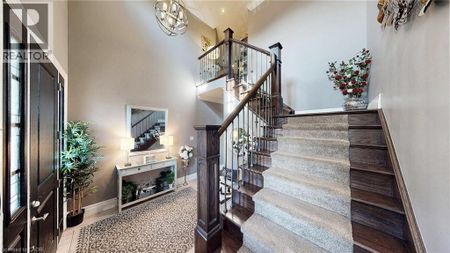 537 MILLSTREAM Drive, Waterloo, Ontario, N2K0E2 - Photo 3