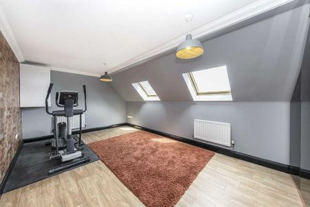 5 bedroom terraced house to rent - Photo 2