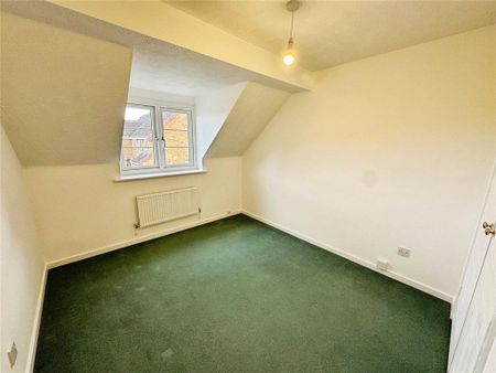 3 bedroom terraced house to rent - Photo 4