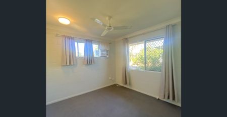 1/35 Findlater St, Oonoonba, Qld 4811 - Photo 2