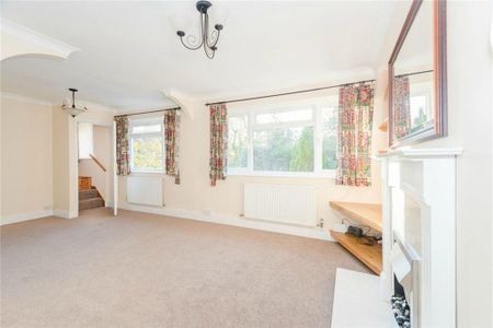 2 bedroom maisonette to rent - Photo 4
