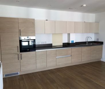 2 Bed Flat, Denyer Walk, SO19 - Photo 3