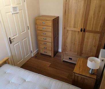 1 bedroom in a house share to rent - Photo 6