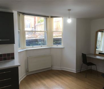 28 Bath Street, Huddersfield, HD1 - Photo 1
